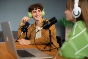 exemplos-podcasts-universitários-que-deram-certo