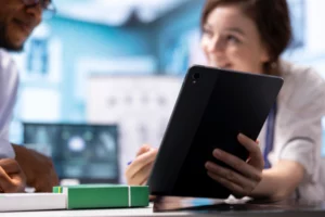 transmídia-no-mercado-de-trabalho-emprego-carreira