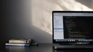 os-erros-mais-comuns-ao-colocar-inteligência-artificial-no-currículo
